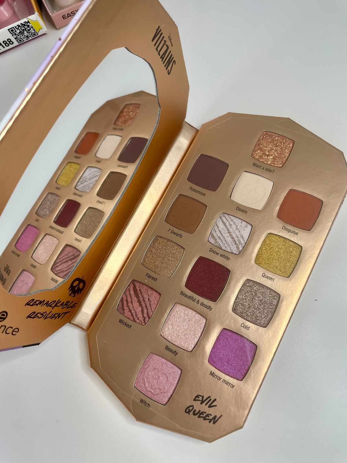 Paleta de Sombras Rainha Má Disney Villains Essence