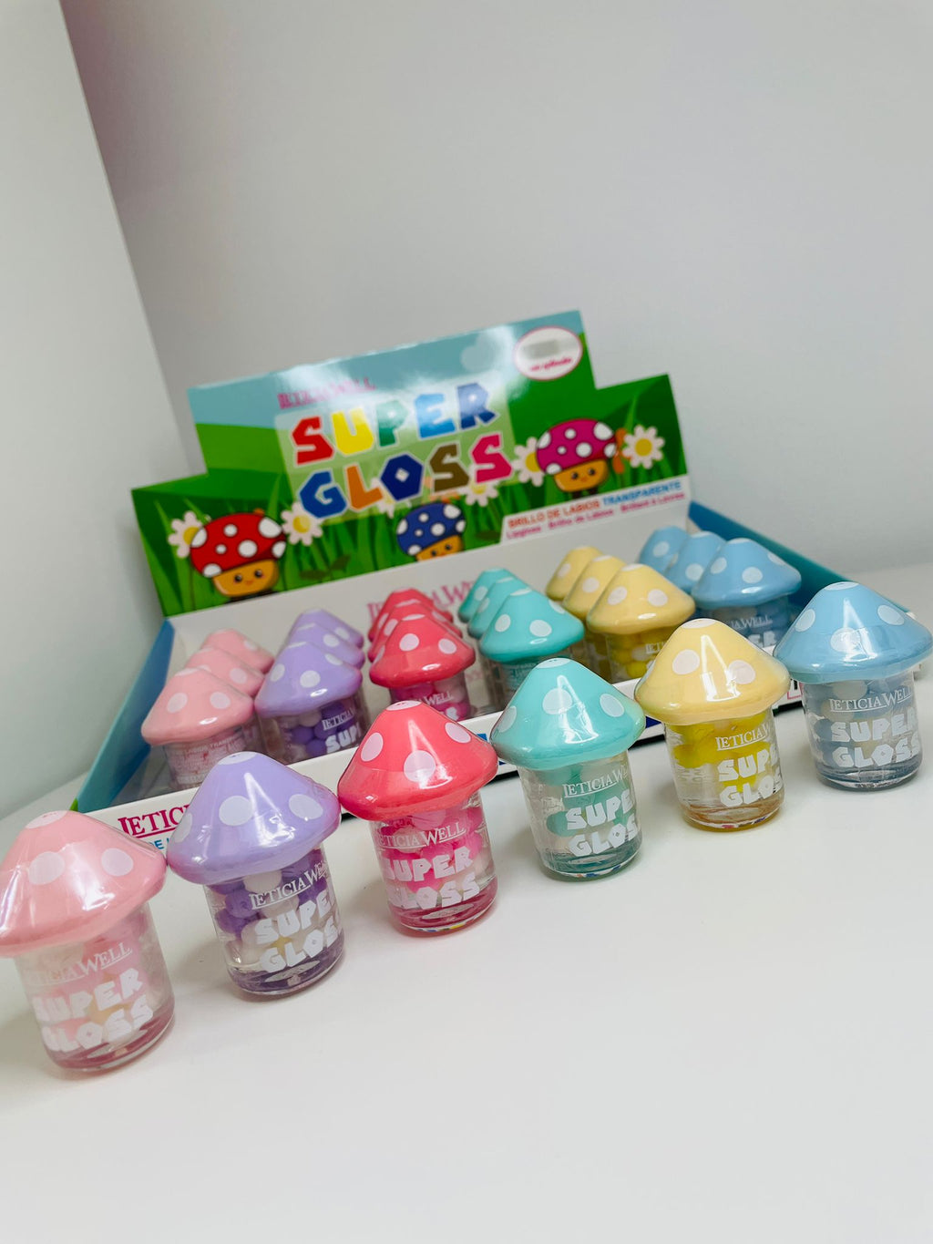Super Gloss Letícia Well