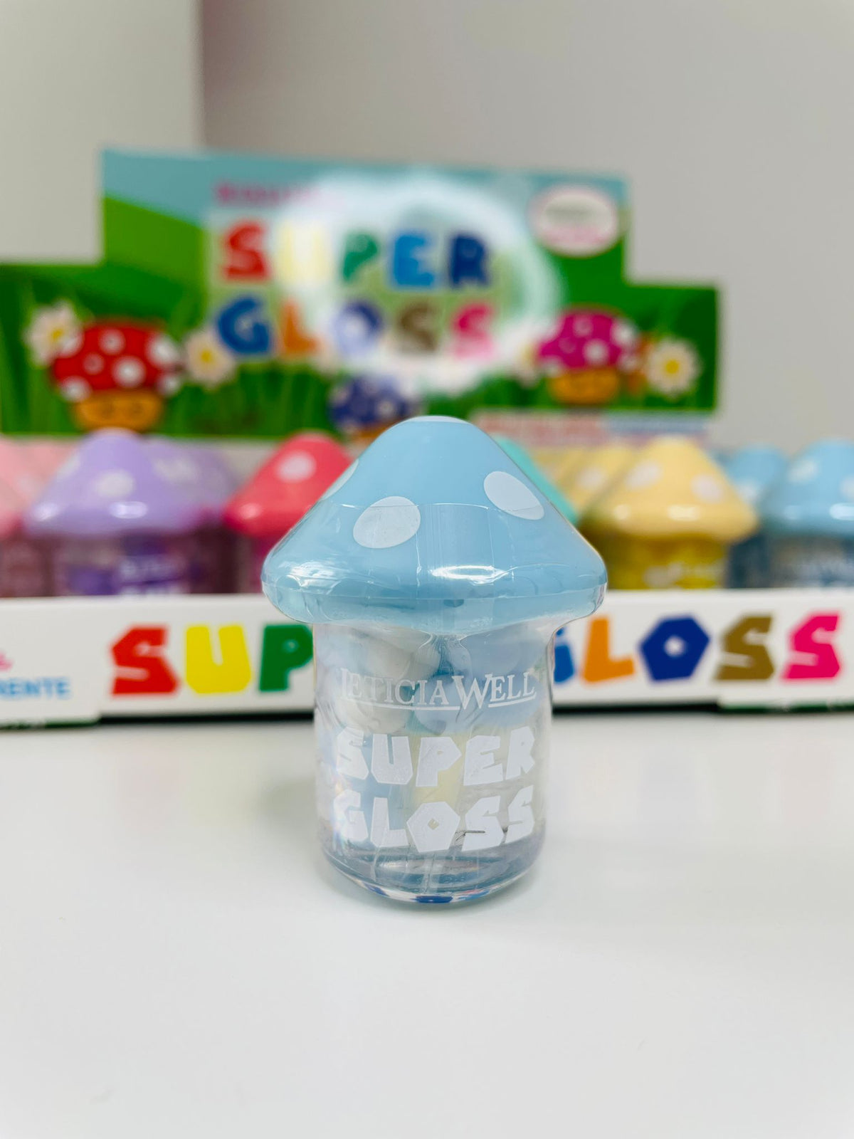 Super Gloss Letícia Well